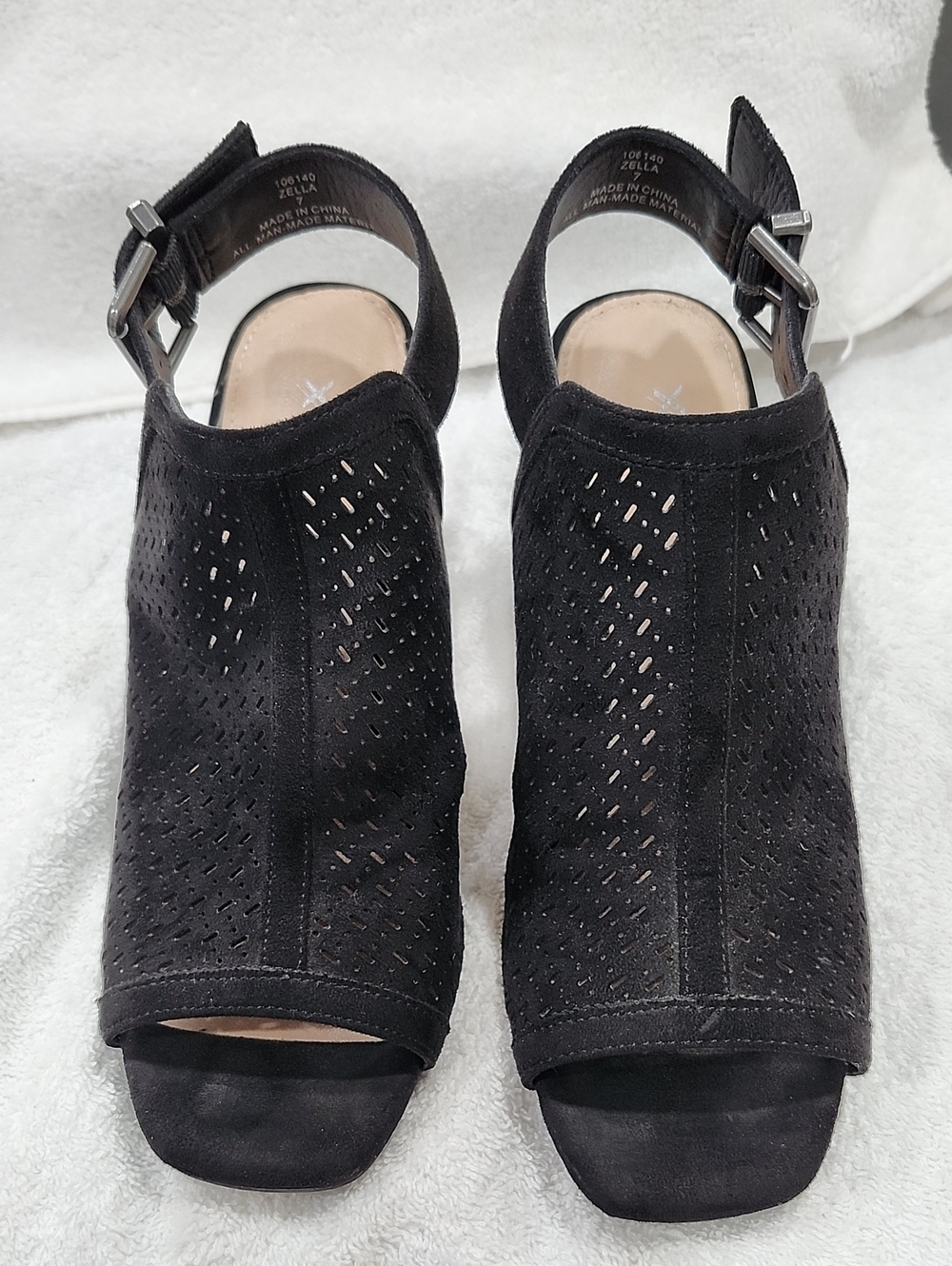 Xappeal Women's Zella Faux Suede Sandals